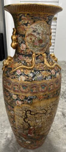 Vintage Original Japanese Royal Satsuma Vase Gold Gilt Hand Painted