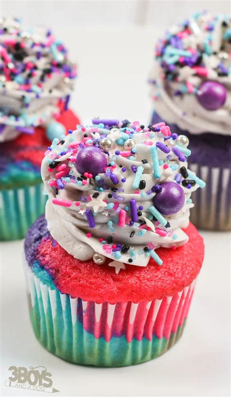 Galaxy Cupcakes Recipe - 3 Boys and a Dog