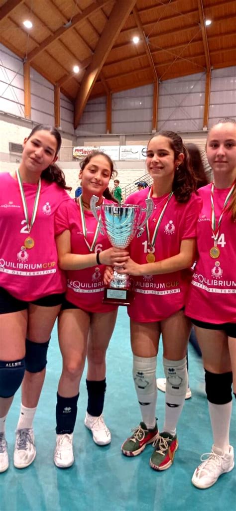 Volley Quattro Atlete Dell Asd Brindisi Volley Trionfano Con La