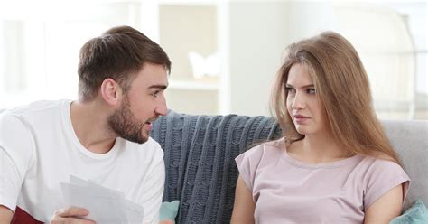 8 Subtle Phrases That Expose A Manipulative Persons True Intentions