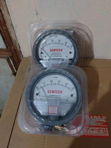 4 Inch 100 Mm GEMTECH Differential Pressure Gauges Wholesalers For