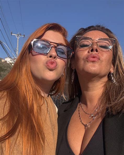 Mafe Bertero y su madre 🥴 : r/famosaschilenas