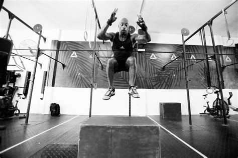 Try This 15-Minute Box Jumps Workout - InsideHook