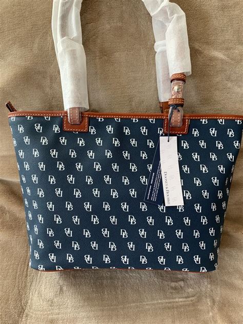 Dooney Bourke Gretta Small Leisure Shopper Getaway Tote Bag Navy