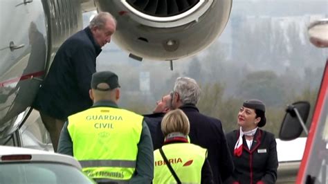 El Rey Juan Carlos Aterriza En Vigo En Su Quinta Visita A España Este Año