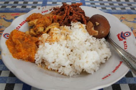 Rekomendasi Gudeg Terenak Di Jogja Buka Hingga Malam