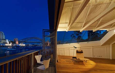 Lavender Bay Boatshed by Stephen Collier Architects - InteriorZine