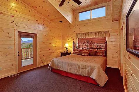 Gatlinburg Cabin Heavenly Summit 2 Bedroom Sleeps 8