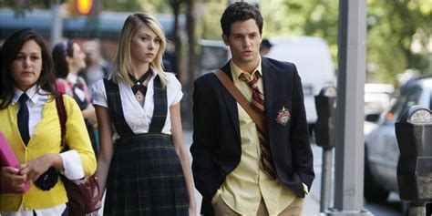 Gossip Girl 10 Things You Forgot From The First Episode