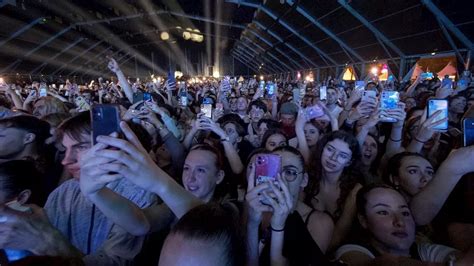 Le Printemps De Bourges Signe L Ouverture De La Saison Des Festivals De