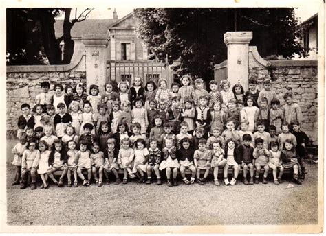 Photo De Classe Petite Maternelle Ecole Du Centre De Jallieu De 1951