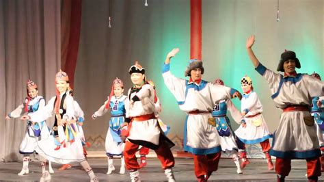 Mongolian Traditional Dance Bii Bielgee Youtube