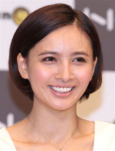 第4子妊娠中の加藤夏希、ふっくらおなかの最新ショット！「帰省中の思い出」娘＆息子の姿に「すてきなお写真」の声 スポーツ報知