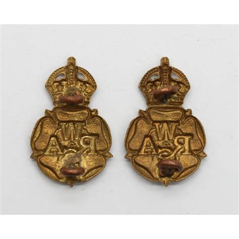 Pair Of Women S Royal Army Corps W R A C Collar Badges King S Crown