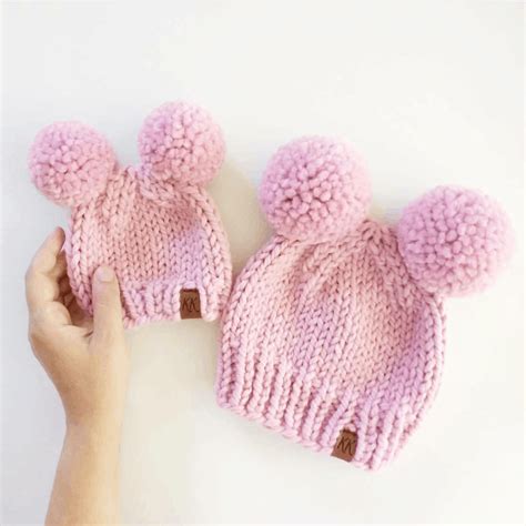 How to knit a double pom pom hat - Knifty Knittings