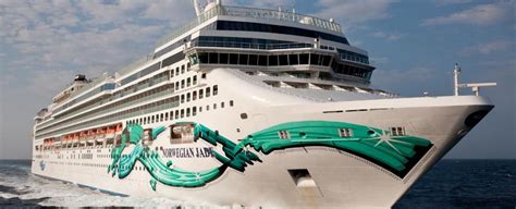 Norwegian Jade Cruise Ship - Norwegian Cruise Line Norwegian Jade on ...