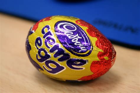 Cadbury Chocolate: fascinating British history and fun facts - girl ...