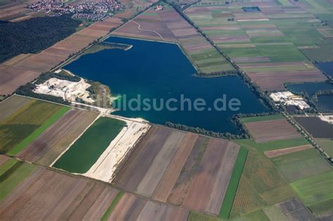 Weichering Aus Der Vogelperspektive Baggersee Und Kies Tagebau In