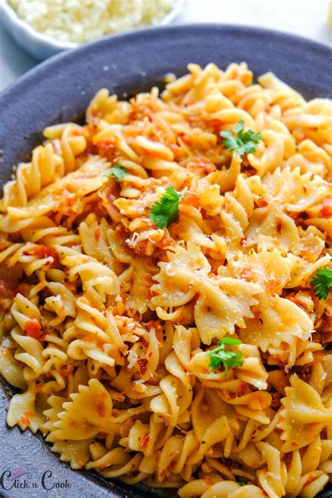 Classic Red Sauce Pasta | FaveSouthernRecipes.com