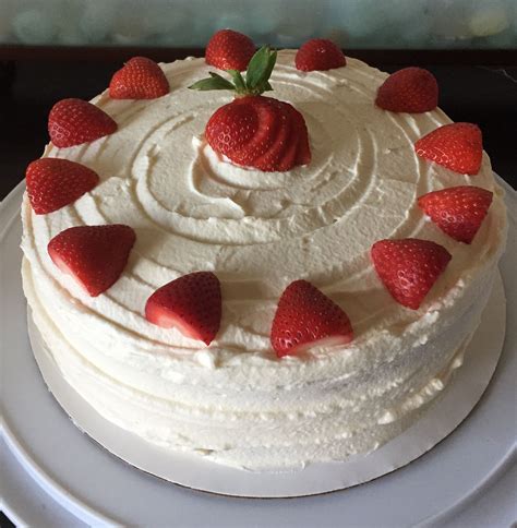 Strawberry Whip Cream Cake Whipped Cream Cakes Strawberry Whipped