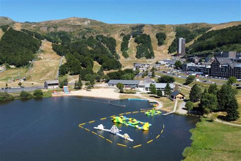 Station Super Besse Ski Et Sport D Hiver En Famille La Montagne