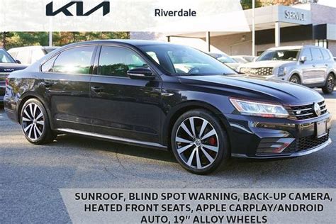 Used 2018 Volkswagen Passat for Sale Near Me (with Photos) | Edmunds