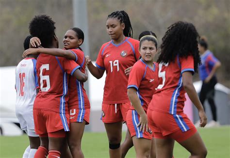 FEPAFUT on Twitter INVICTAS Y FINALISTAS La selección femenina