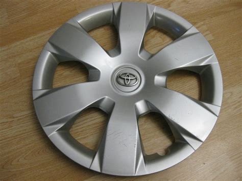 Find Toyota Camry Hubcap Factory Original Some