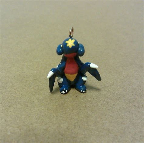 Garchomp Keychain by Meiyoukat on DeviantArt