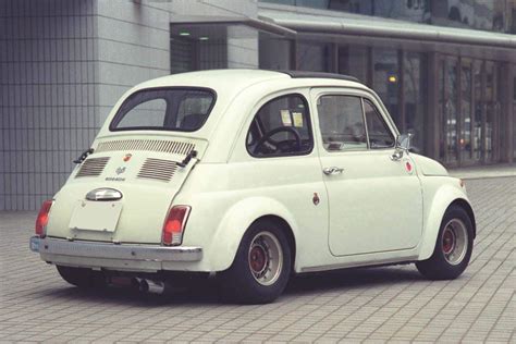 フィアットアバルト695 SSアバルトの歴史を刻んだモデル No 031 ABARTH SCORPION MAGAZINE