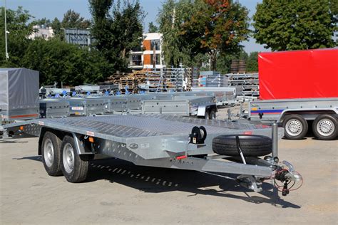 Besttrailers laweta dwuosiowa raz łamana 450210 blacha w środku