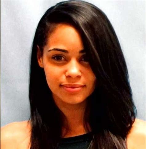 Little Rock Woman’s ‘hot’ Mugshot Sets Twitter On Fire Gets Dubbed New Prisonbae Connecticut