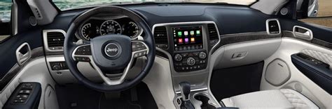 2018 Jeep Grand Cherokee Limited Interior Images