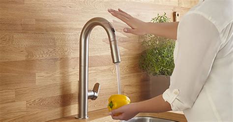 3 Reasons To Install A Touchless Faucet Auger Pros Plumbing And Drain