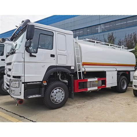 Sinotruk HOWO 4 2 Light Oil Tank Truck With 4000L China Sinotruck