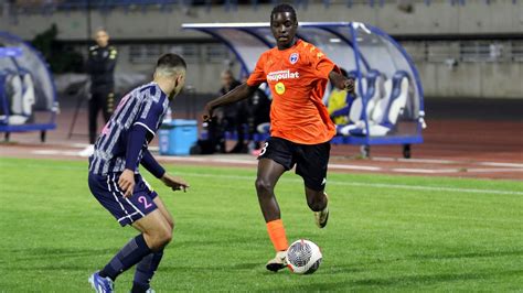 Coupe De France Les Chamois Niortais Bressuire Et Thouars Acc Dent