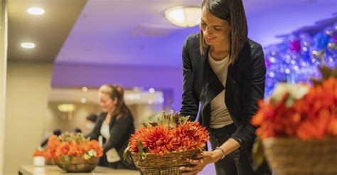 Toma Asiento Antes De Conocer Cu Nto Gana Un Organizador De Eventos En