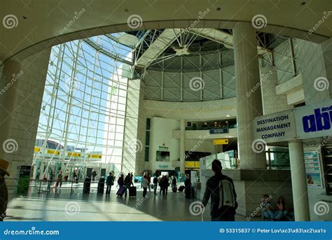 Lisbon Airport Terminal 1 - Goimages Ily