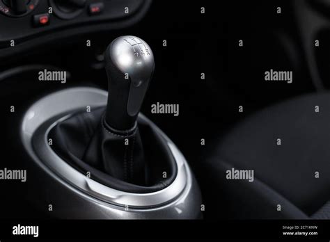 Manual car transmission. Interior detail Stock Photo - Alamy