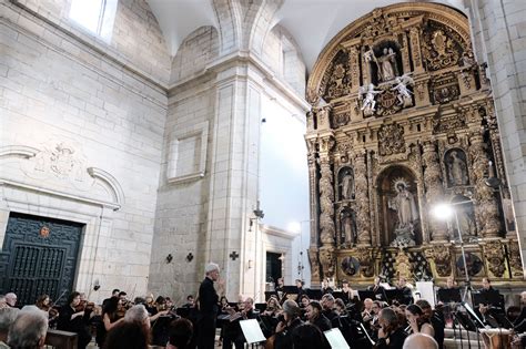 A Real Filharmonía de Galicia levará a música clásica por Compostela