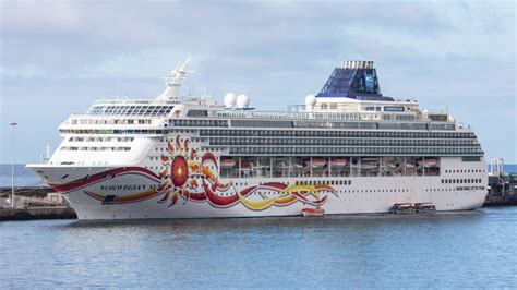 Norwegian Cruise Ship Suffers Technical Difficulties And Delays