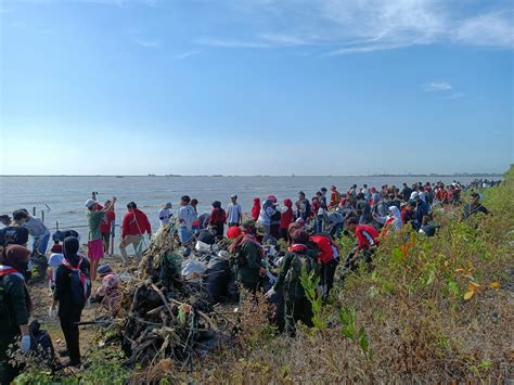 Peduli Lingkungan Untuk Pantai Cirebon Yang Lebih Bersih Lpk So