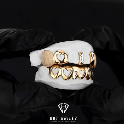 Custom Grills Teeth – Explore Exclusive Collection For Teeth Grills!
