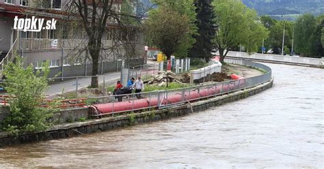 Povodne Na Slovensku Video Mimoriadna Situ Cia V Rudne Nad Hronom Na