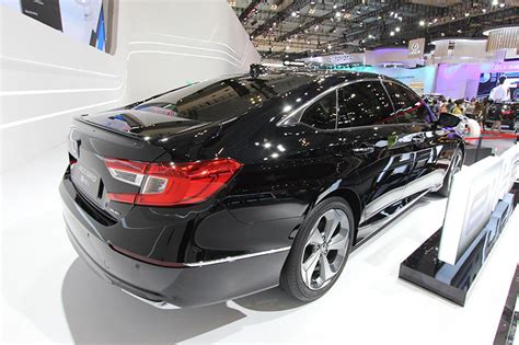 Interior Elegan Accord Hybrid MBtech