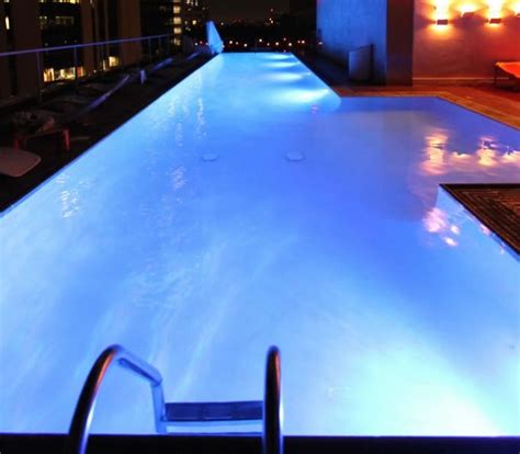 Uma visão geral da iluminação de piscinas - PoolPiscina.com