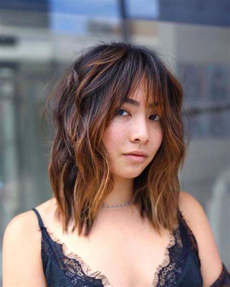 17 Trendy Fall Hairstyles With Bangs For 2023