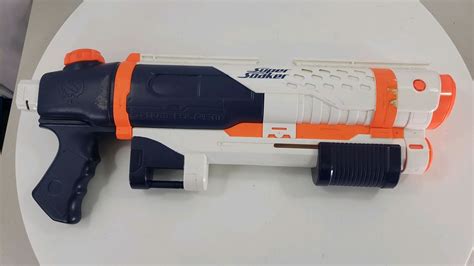 Hasbro Nerf Super Soaker Shot Blast White Pump Action Water Gun Toy