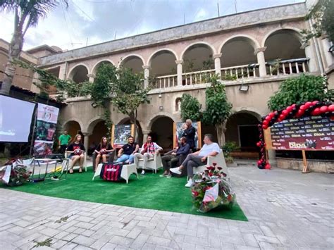 Grande Entusiasmo A Santa Lucia Del Mela Per L Incontro Con Nelson Dida