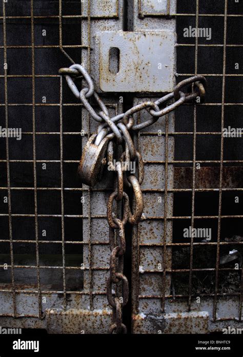 Padlock On Gate Hi Res Stock Photography And Images Alamy